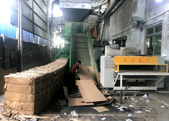 Proceso de producción del triturador corrugado en el embalaje del baler Tamaño de entrada 250 * 1500mm